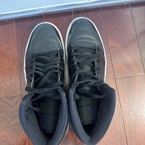 Men’s size 12 Jordan 1 Mid SpaceJam SE
